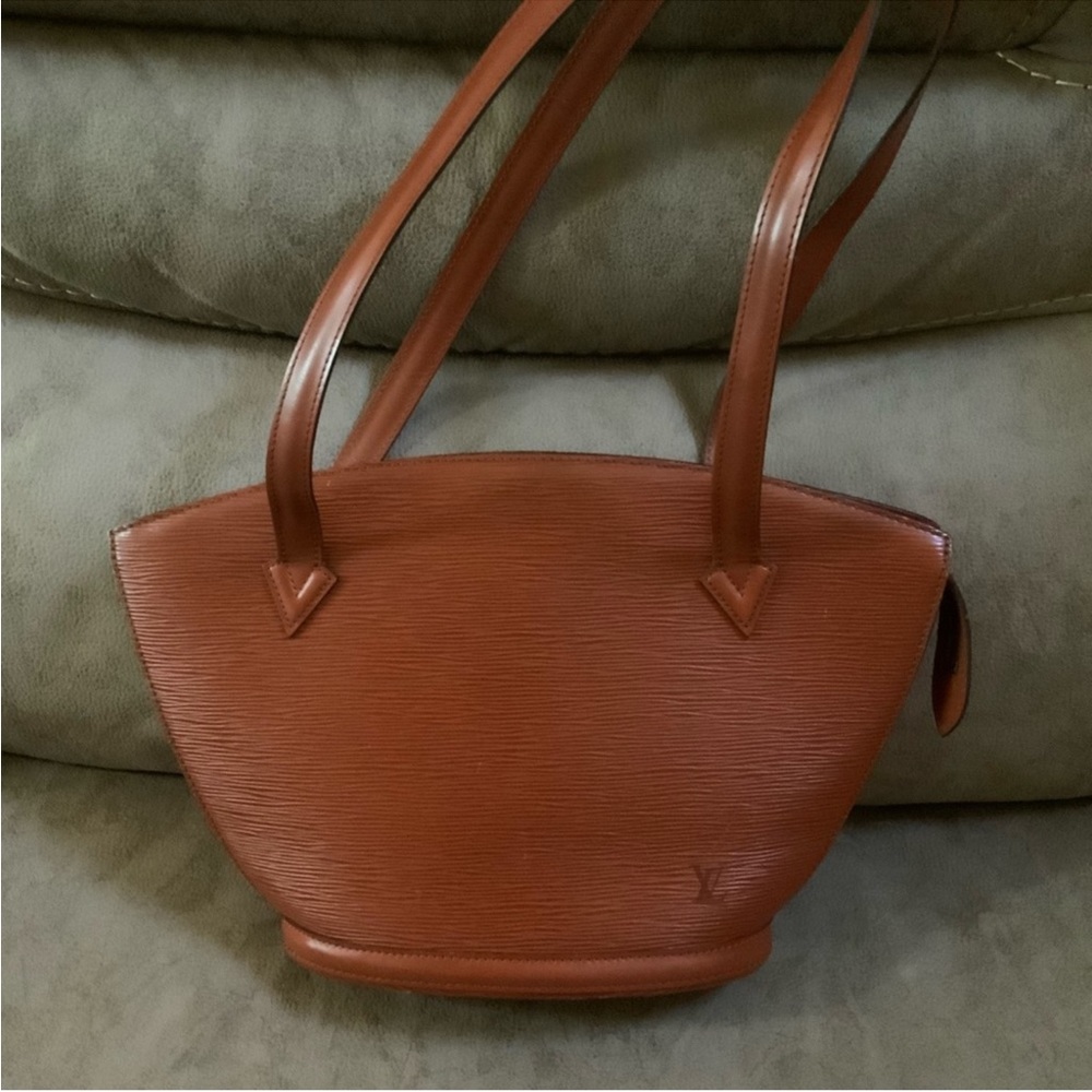 Louis Vuitton Saint Joseph Epi